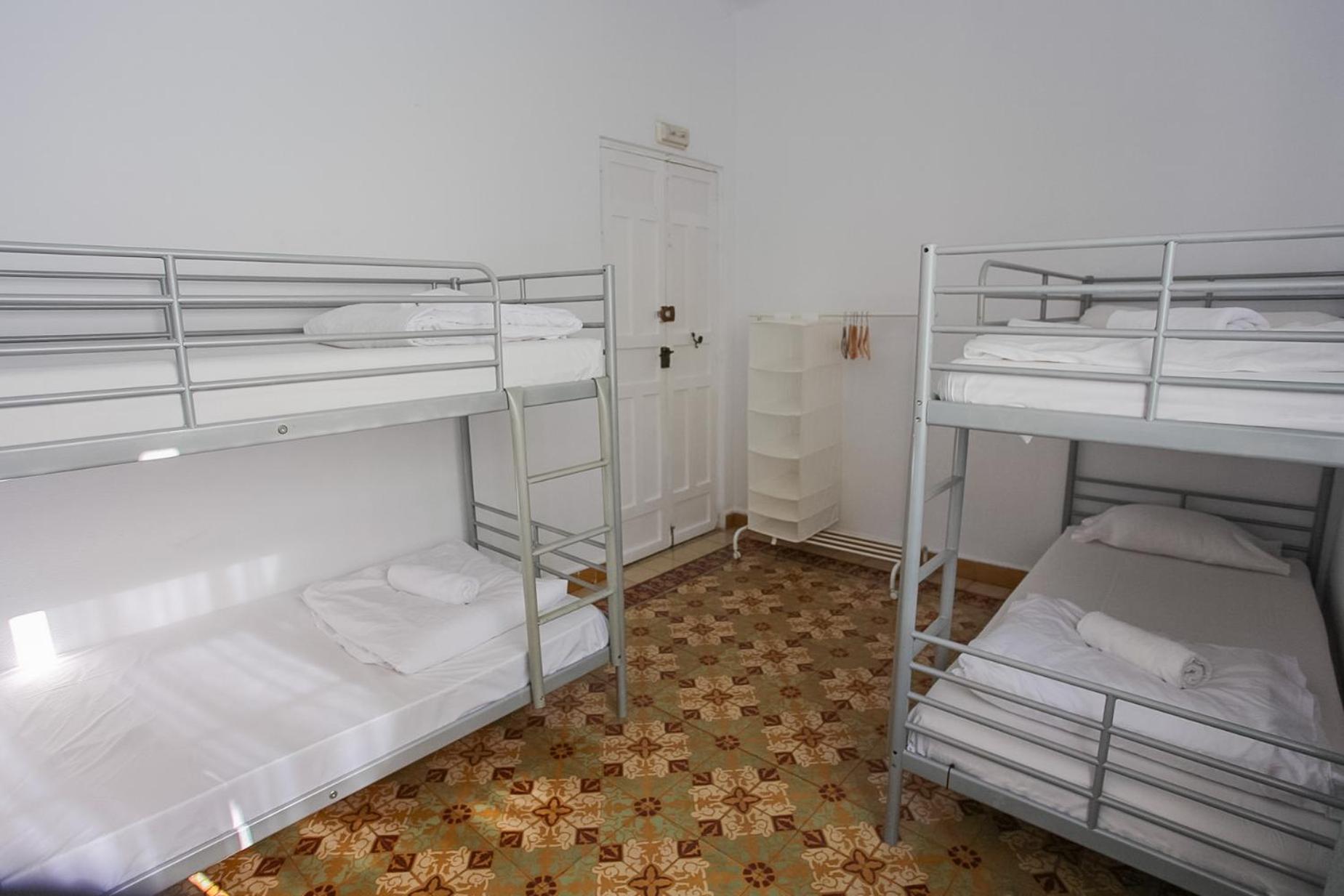 Barbatuke Conde Hostel Malaga Bagian luar foto