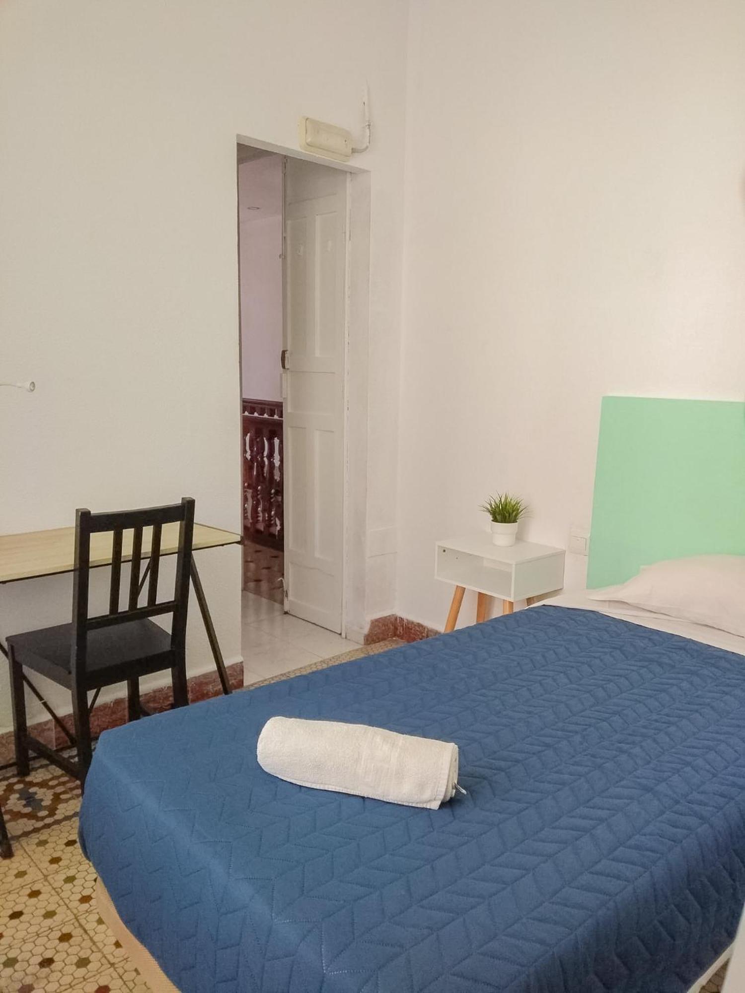 Barbatuke Conde Hostel Malaga Bagian luar foto